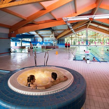Stacja Nowa Gdynia Bed & Breakfast Aquapark زغيرش المظهر الخارجي الصورة